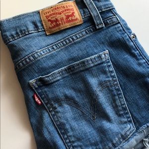 Levi’s shorts